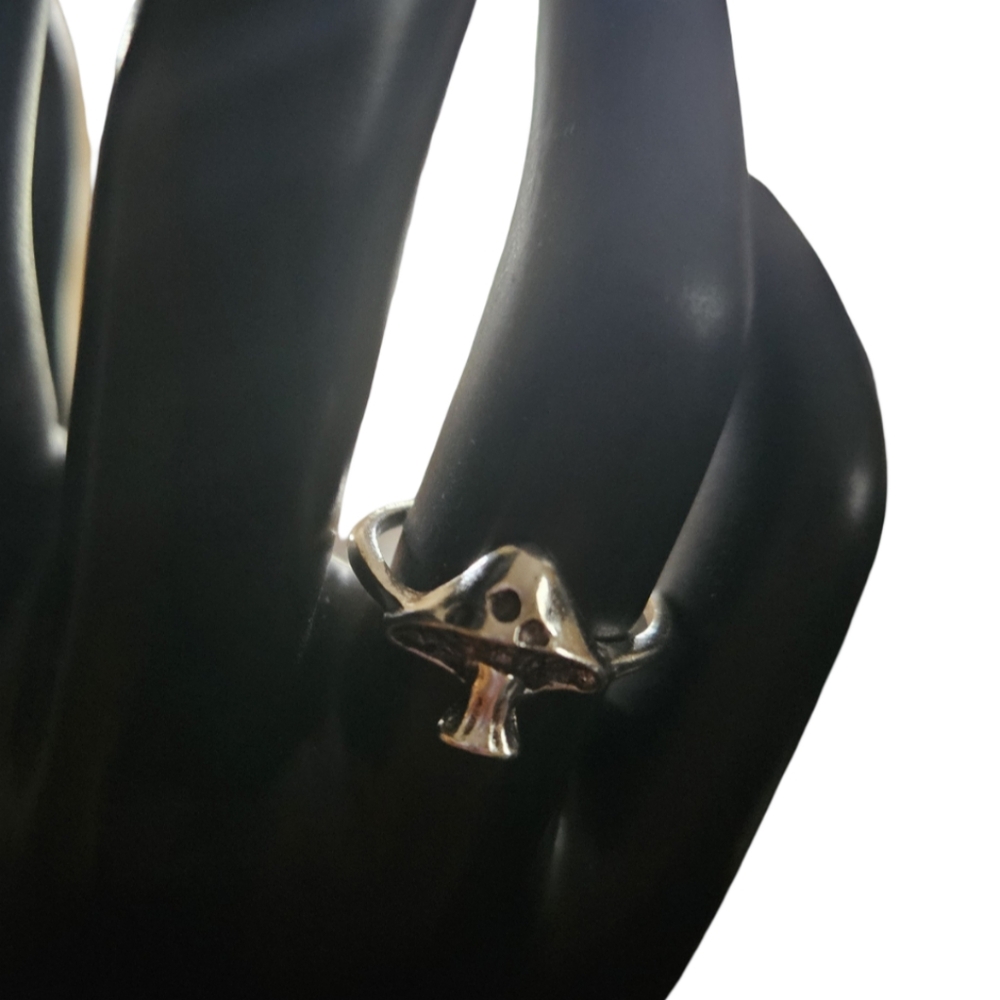 Mushroom Ring Size 7 Silver-Tone Alloy
